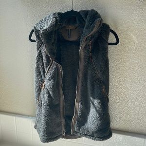 Kuhl Vest